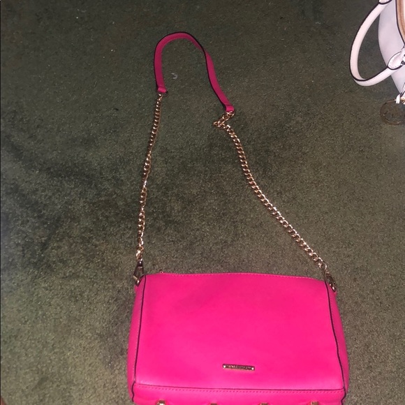 crossbody - Picture 4 of 4